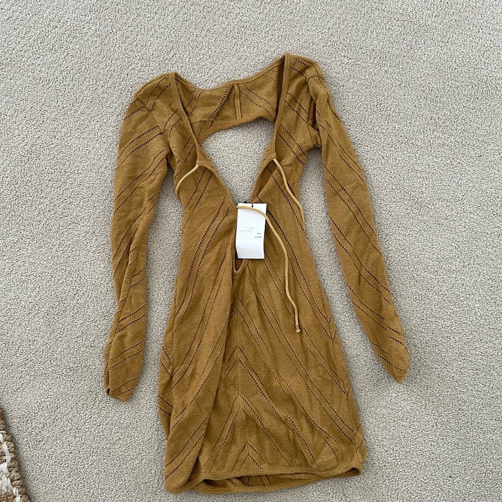 Luna B dress. brand new with tags. Size small.